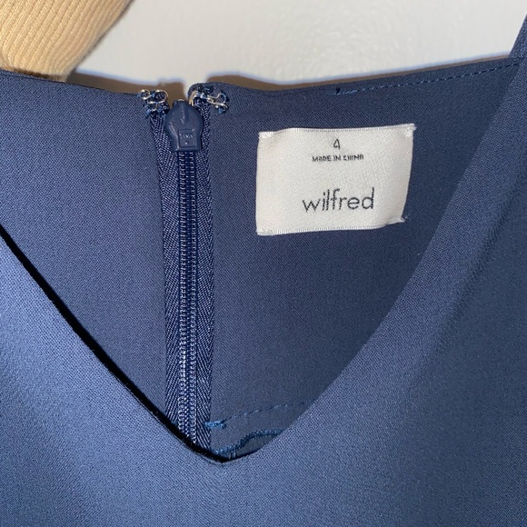 navy blue dress ARITZIA wilfred - Picture 3 of 3